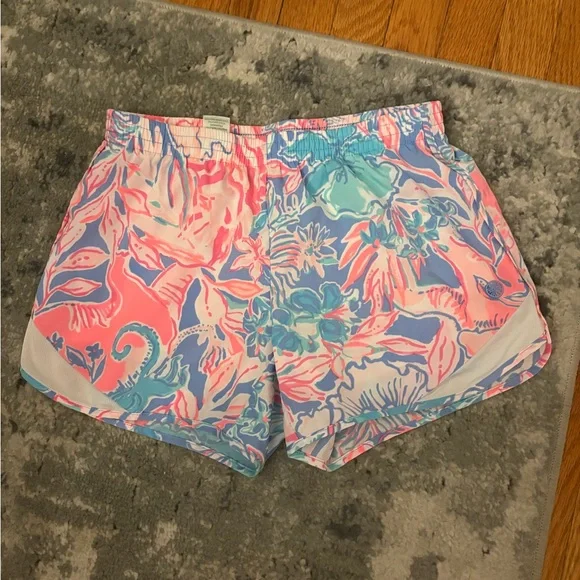 Lilly Pulitzer Luxletic Ocean Trail shorts in Blue Peri Viva La Lilly Pink, XXS - Picture 2 of 5